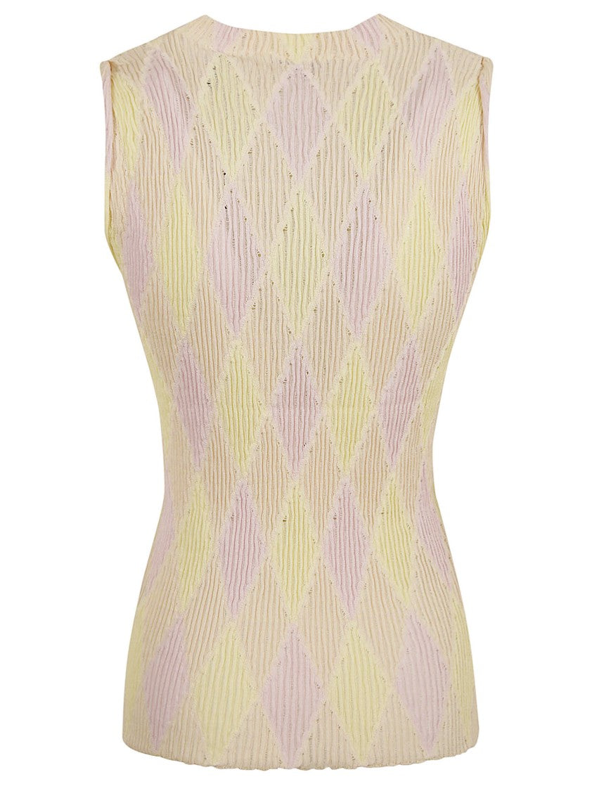 Sleeveless Textured Top With Diamond Pattern