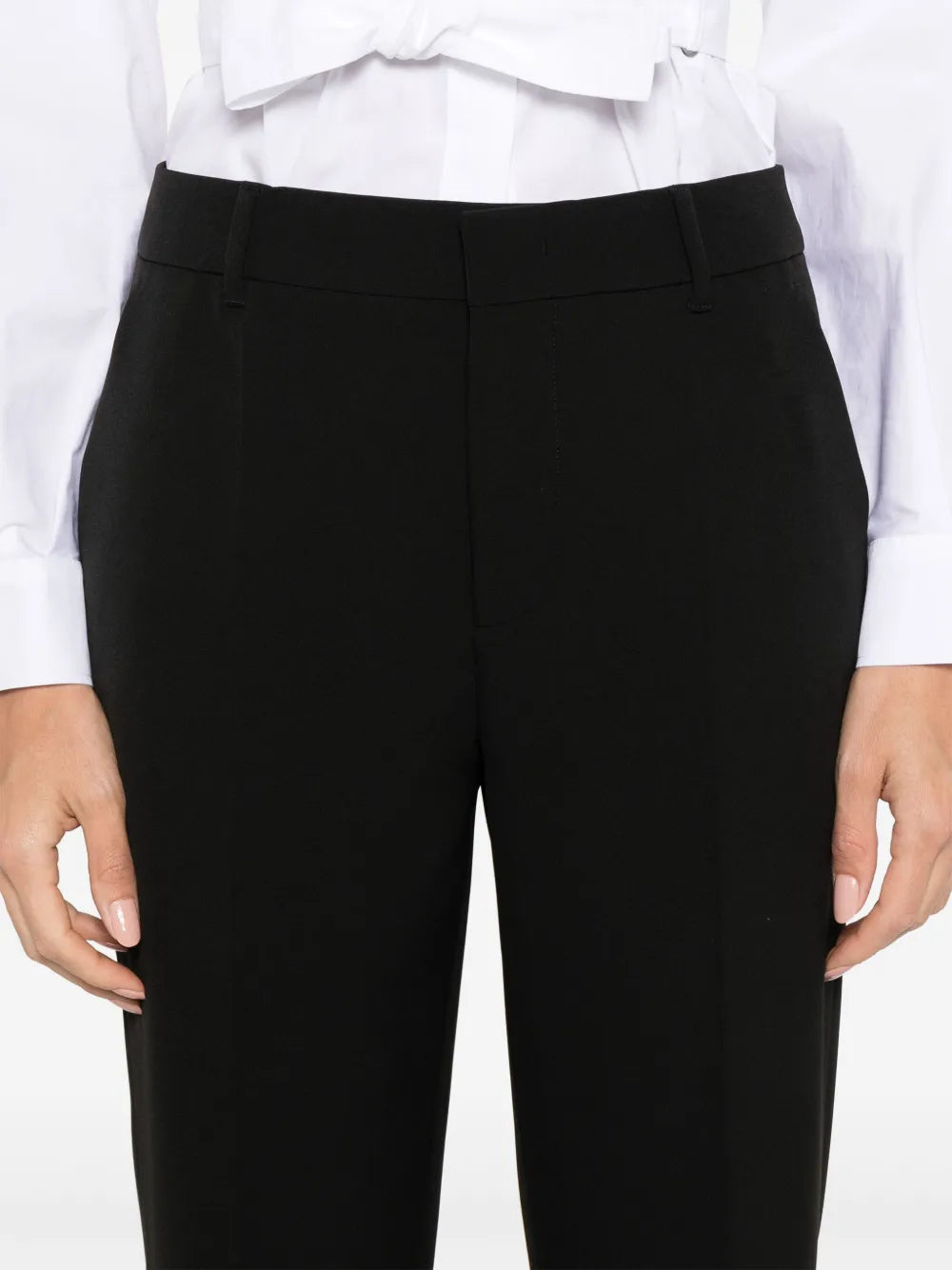 Classic Tailored Pants with Clean Silhouette