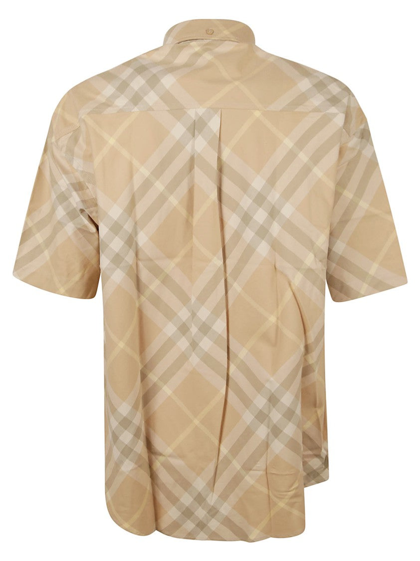 Short-Sleeved Plaid Shirt With Button-Down Collar