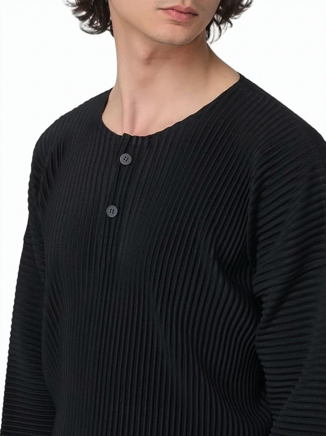 Finely Pleated Long-Sleeve Top with Round Neckline
