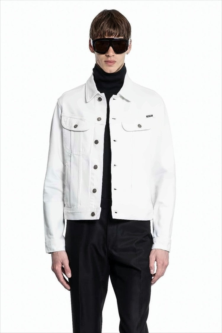 Crisp White Denim Jacket with Structured Silhouette