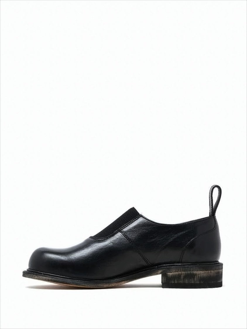 Smooth Black Leather Loafers with Vintage Touch