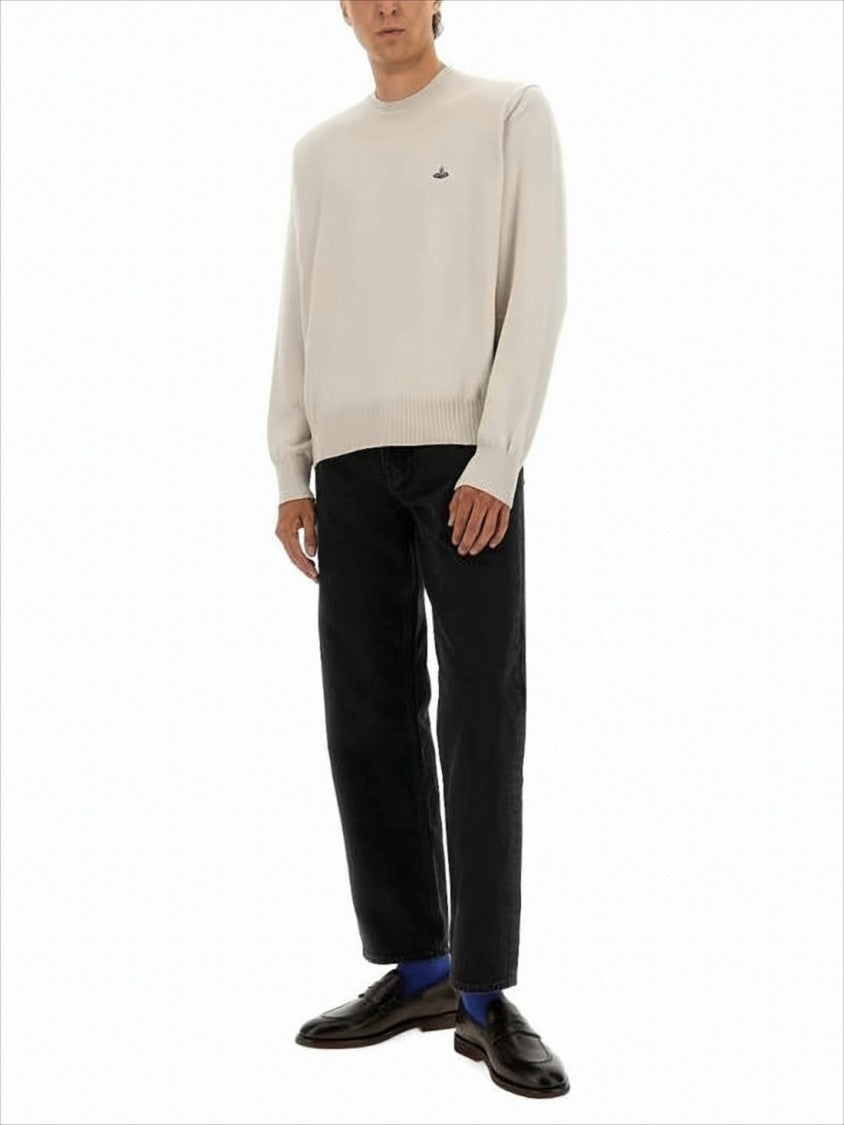 Lightweight Crew Neck Sweater with Ribbed Details