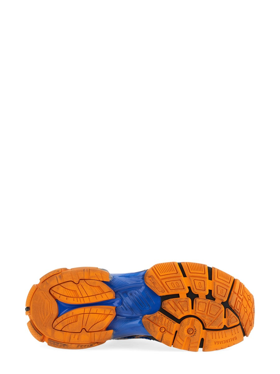 "Runner" Sneaker
