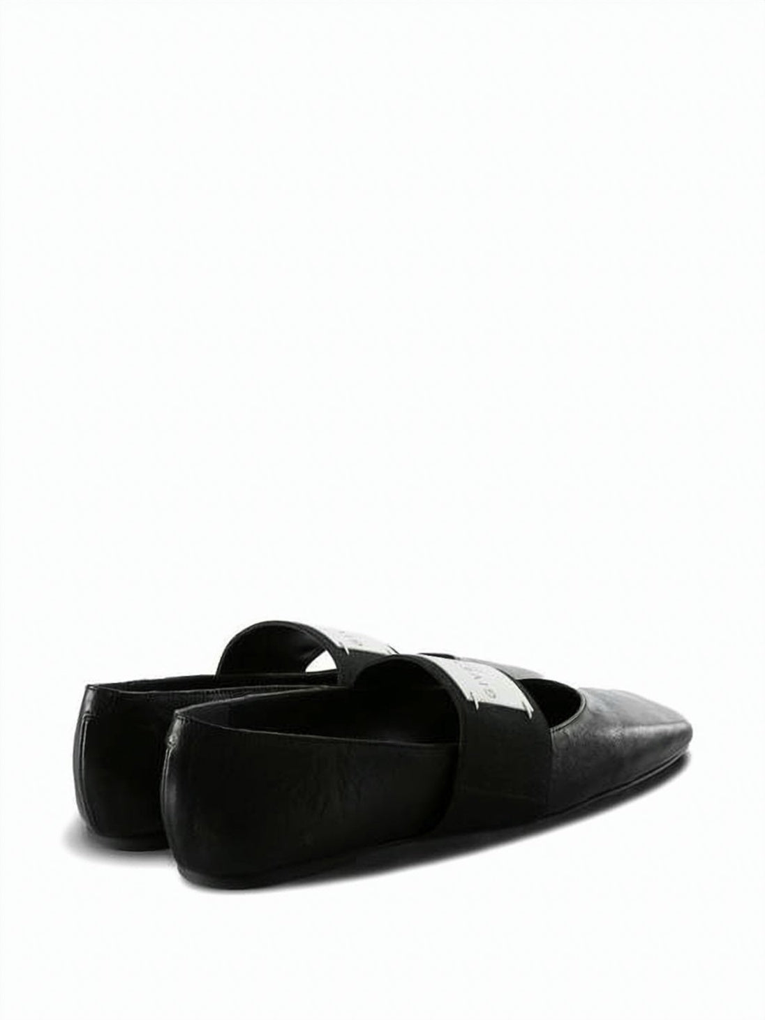 Lambskin and Cowhide Flat Shoes