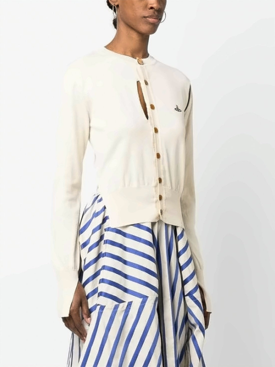 Cropped White Cardigan with Wooden Buttons and Emblem