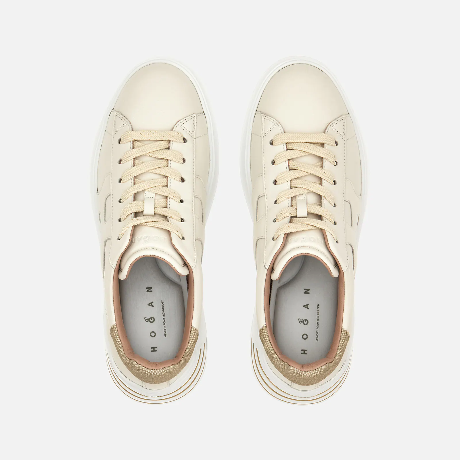 Refined Low-Top Sneakers With Metallic Accents