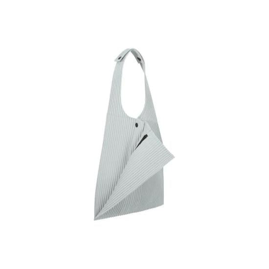 Pleated Design Shoulder Bag With Structured Silhouette