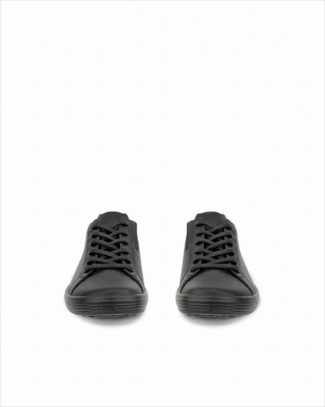 Low-Top Ecco Sneakers with Textured Sole