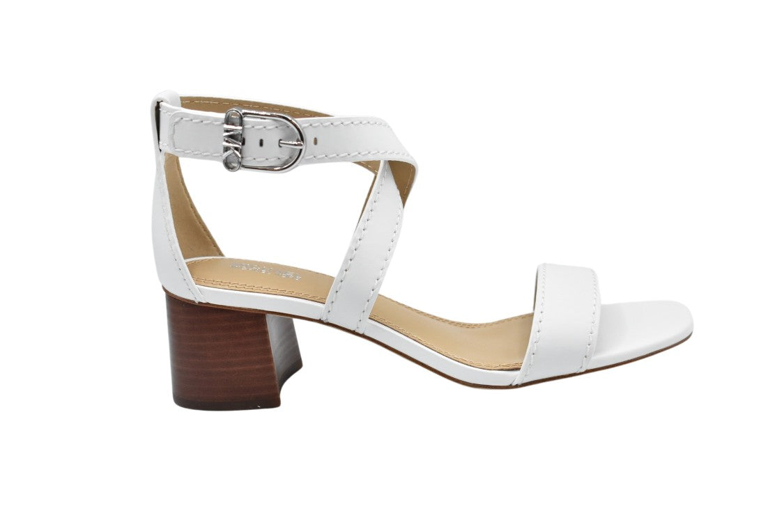 Lace-Up Flat Shoes With Elegant Strap Design And Comfortable Block Heel