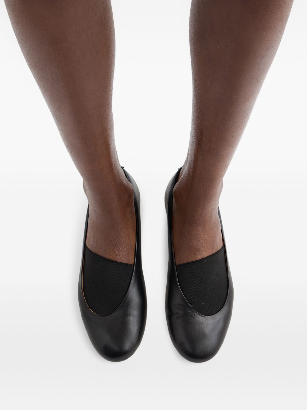 Rounded Toe Flat Shoes with Minimalist Design