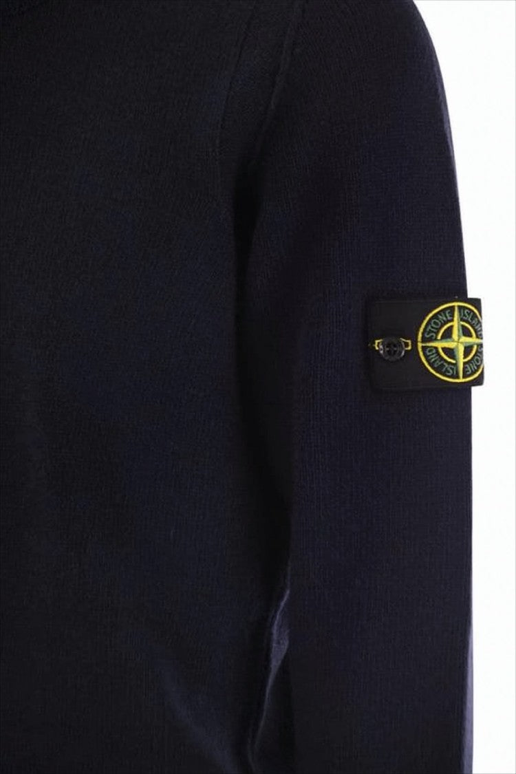 Classic Crew Neck Sweater with Distinctive Patch Detail