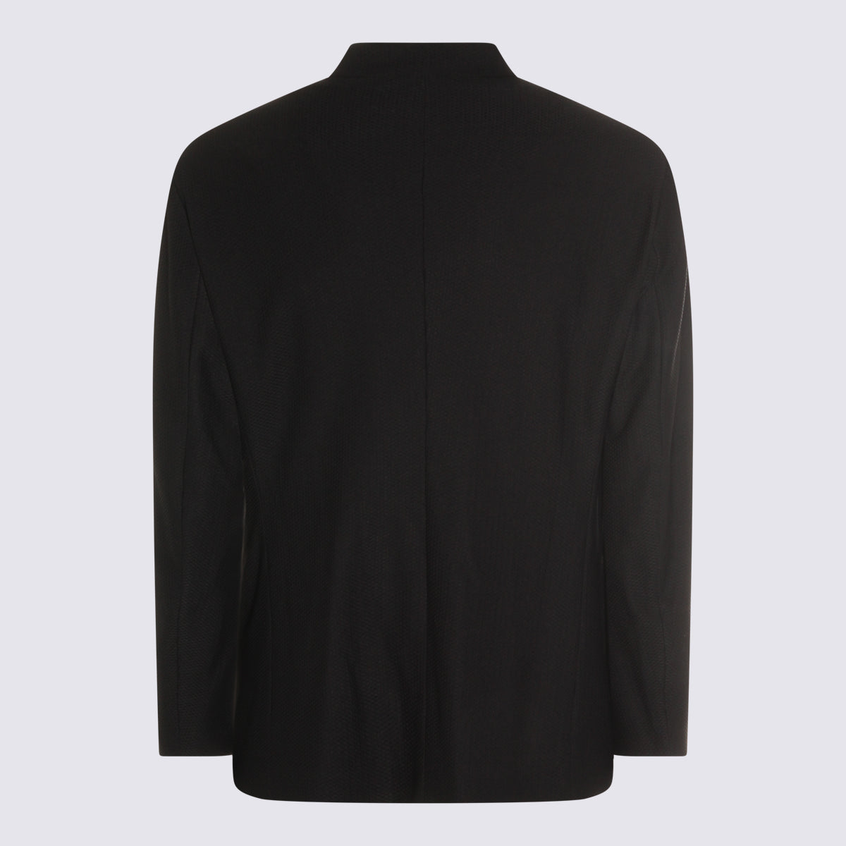 Minimalist Black Blazer with Tailored Fit