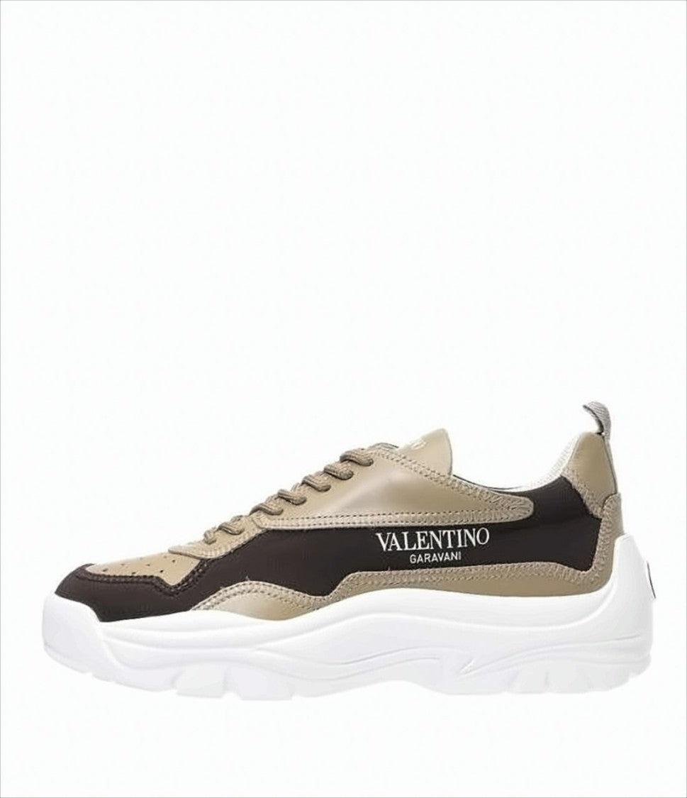 Contemporary Brown Leather and Fabric Sneakers