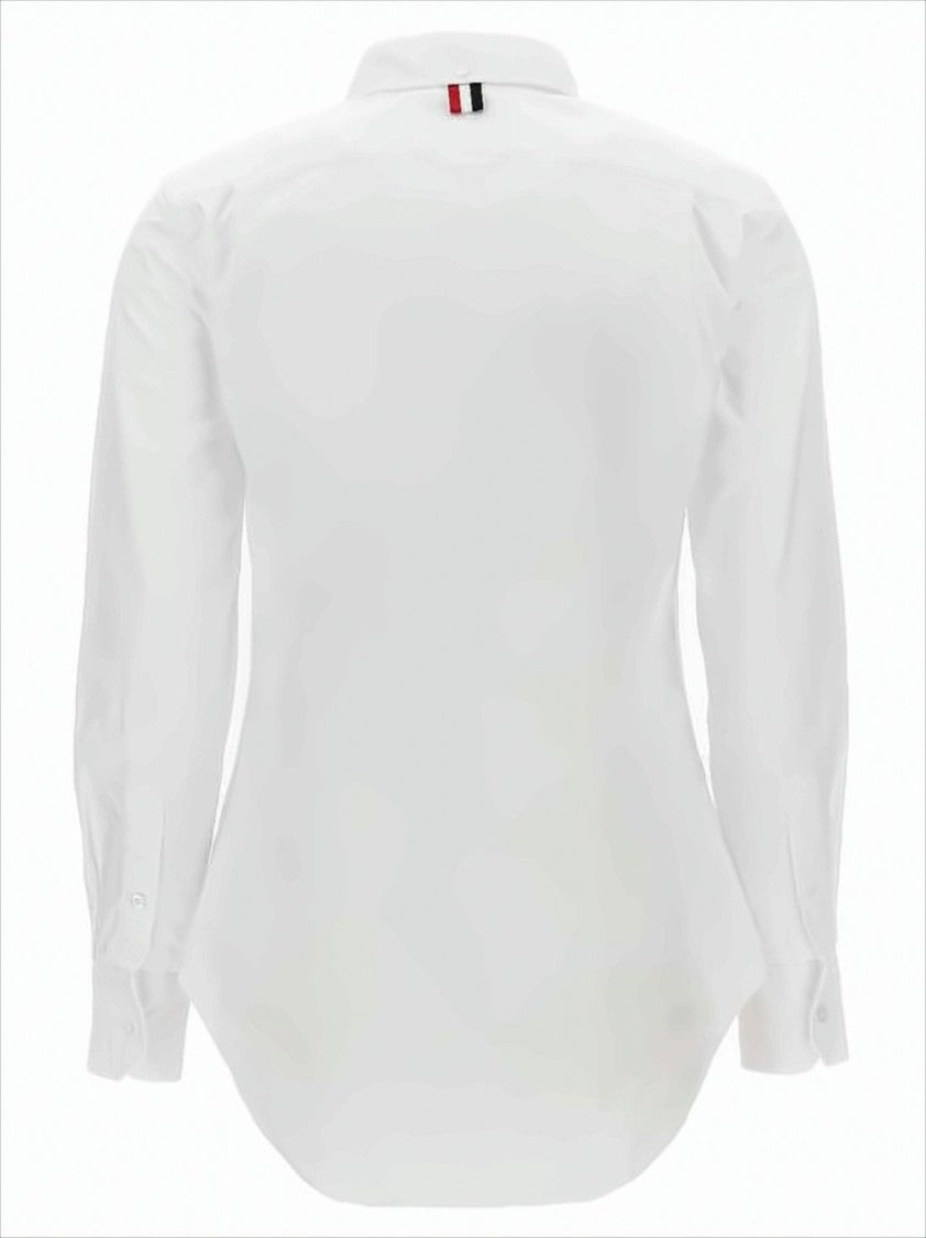 Classic Button-Down Shirt with Crisp Collar and Curved Hem