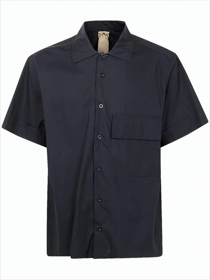 Boxy Short-Sleeved Shirt with Classic Collar