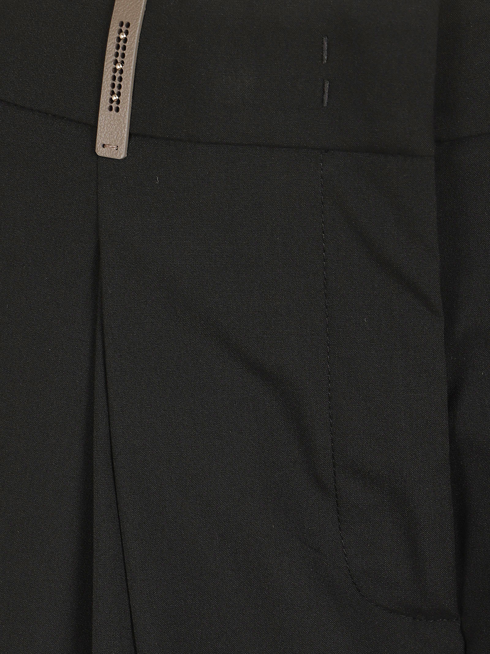 Cropped Black Trousers with Tailored Fit