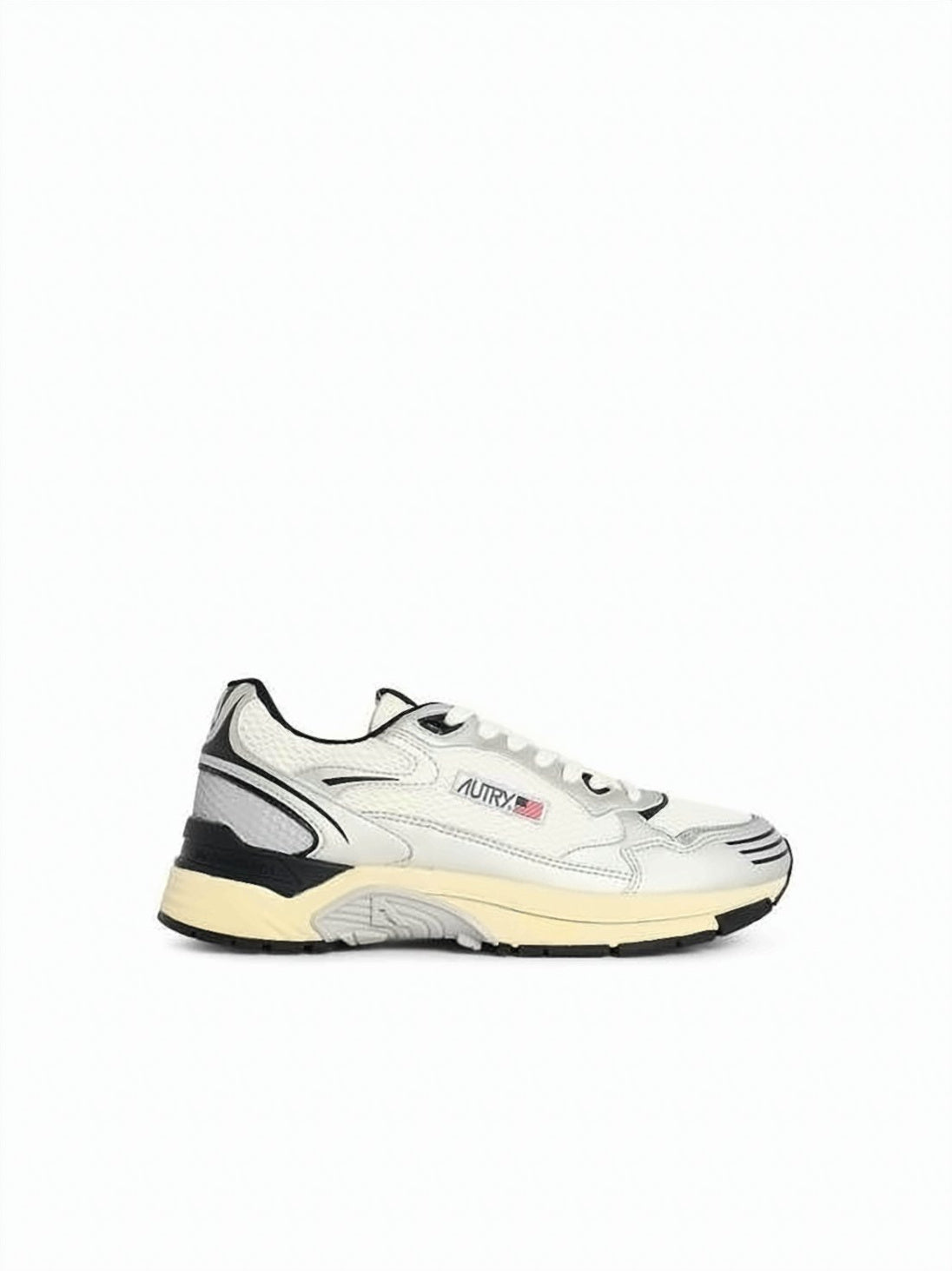 Breathable Neutral Sneakers with Cushioned Sole