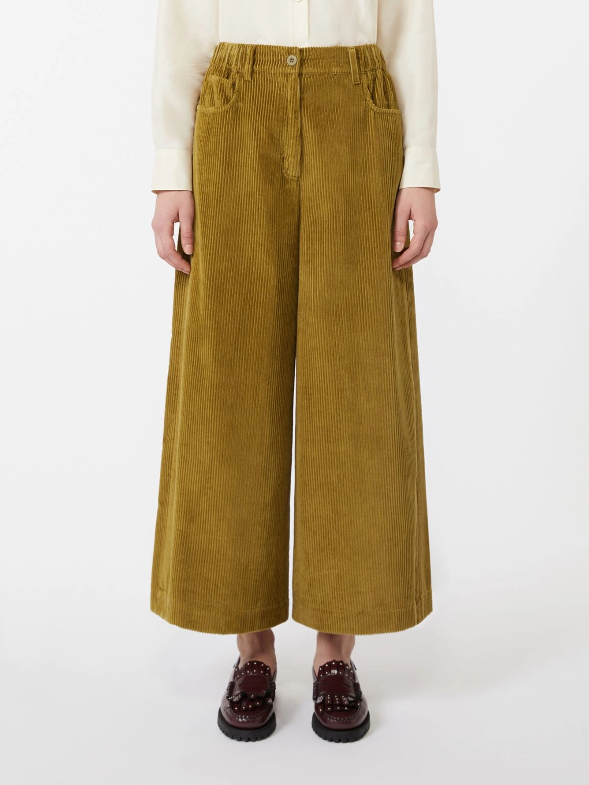 Wide-Leg Pants With High Waist
