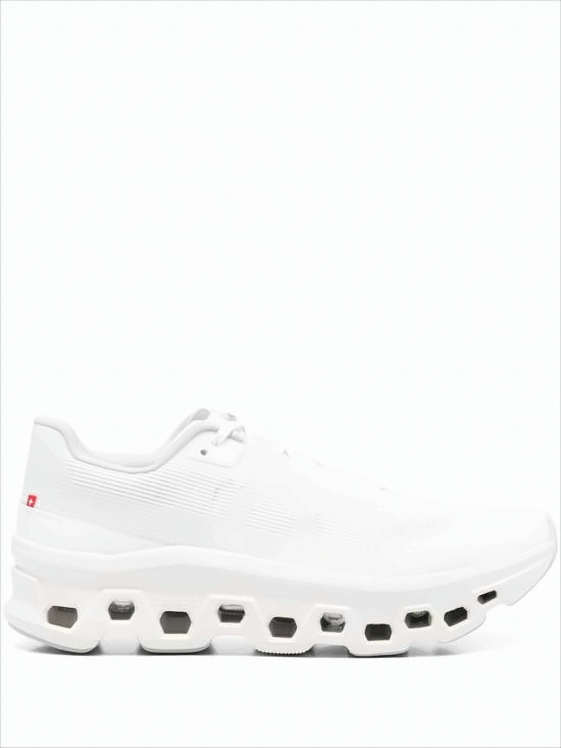 Minimally Designed Breathable Sneakers with Innovative Sole