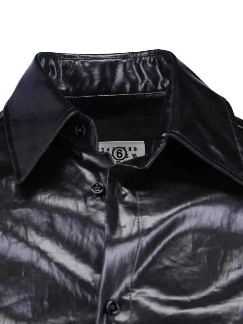 Button-Up Black Shirt With Tailored Fit And Pointed Collar
