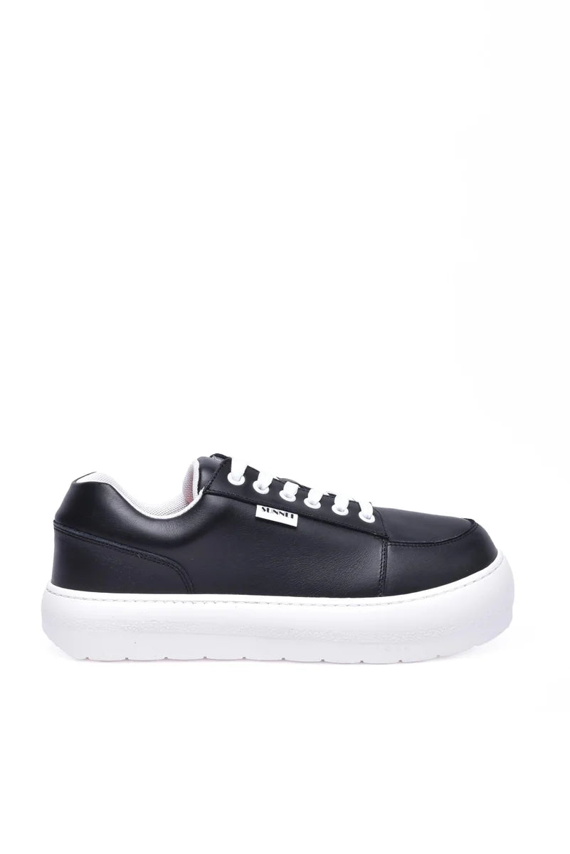Leather Sneakers - Black/White