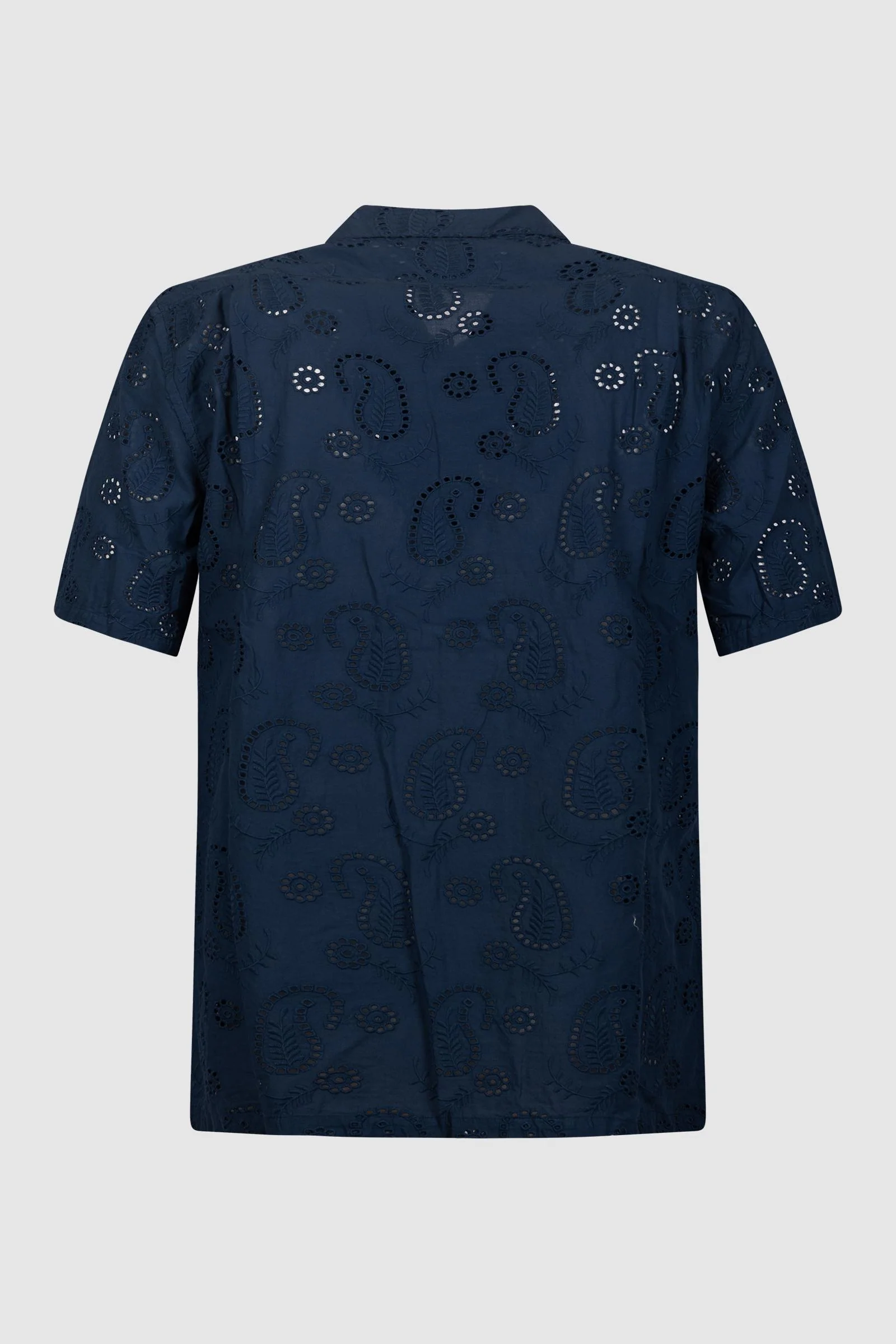 Subtle Paisley Patterned Short-Sleeved Shirt