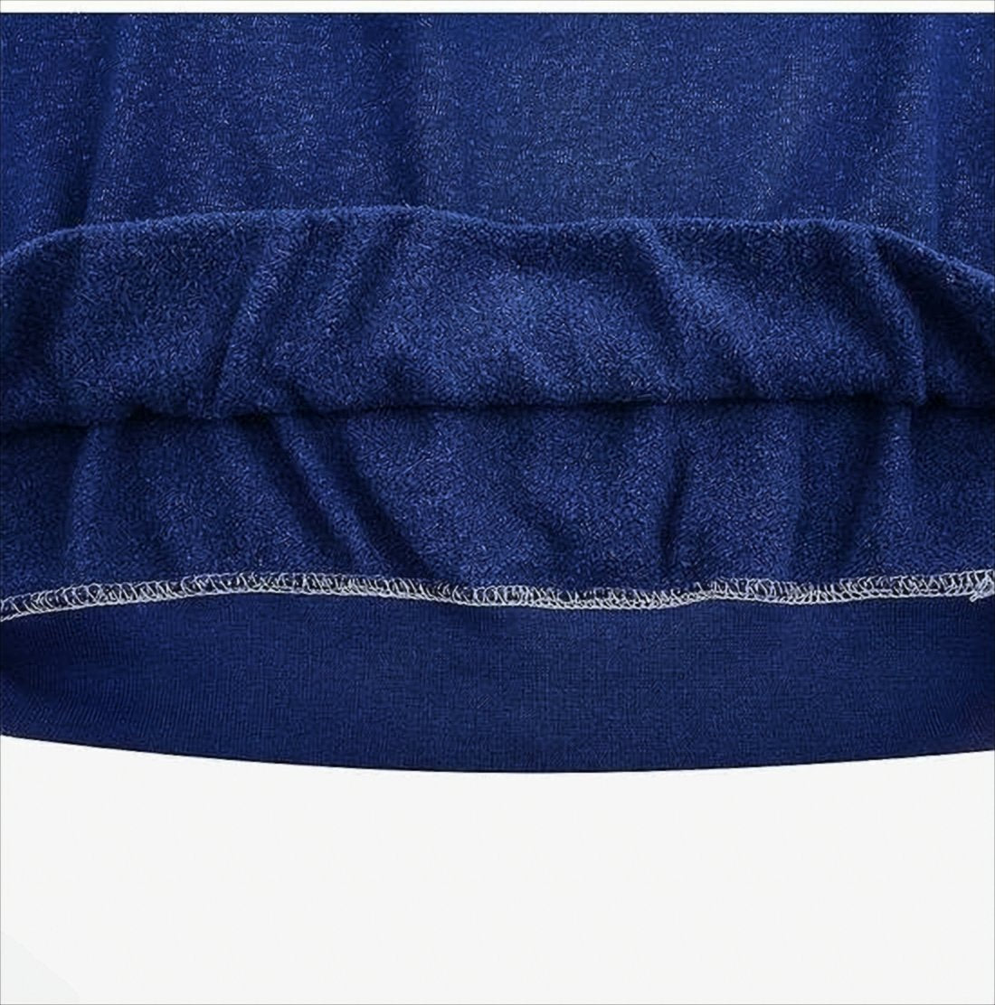 Relaxed Fit Long-Sleeve Sweatshirt with Penguin Graphic
