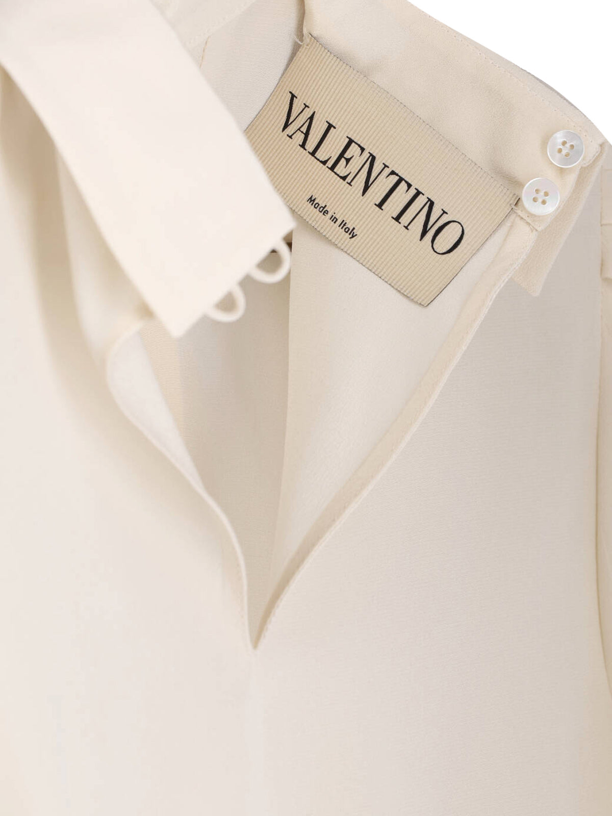 White Flowing Puffed Sleeve Fabric Blouse