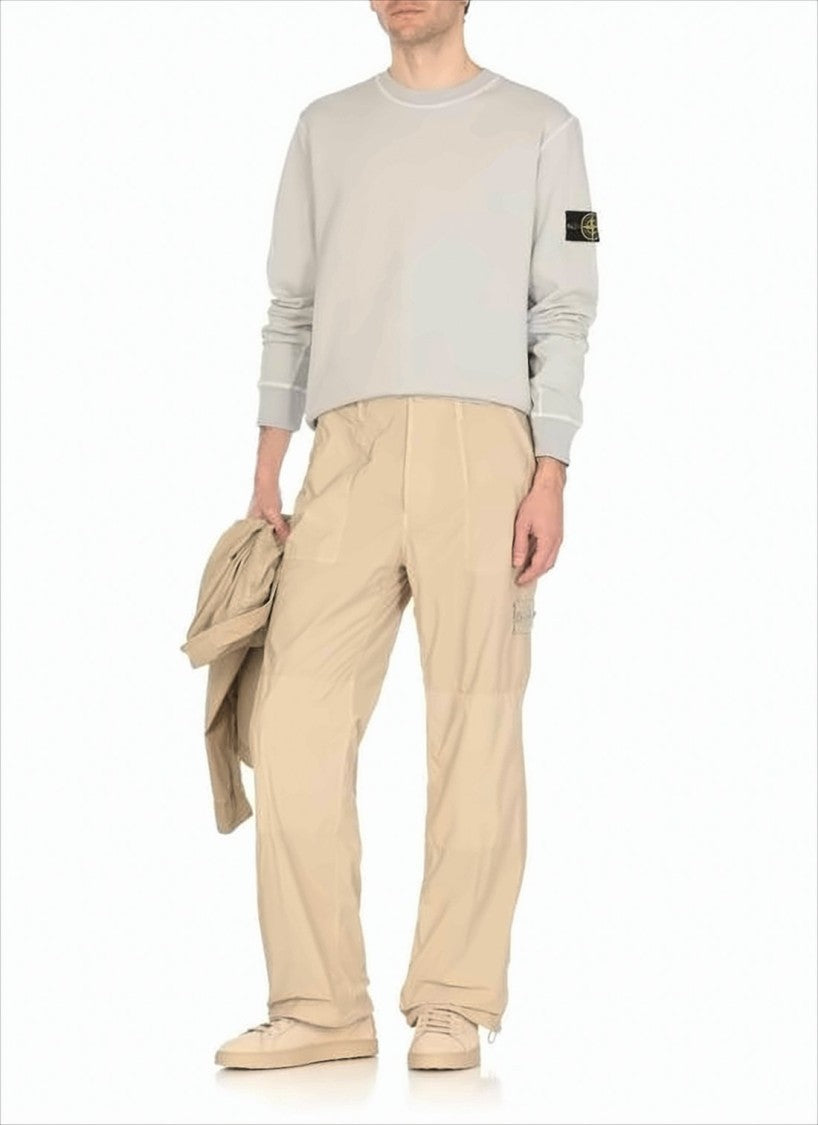 Long-Sleeve Crewneck Shirt with Subtle Logo Patch