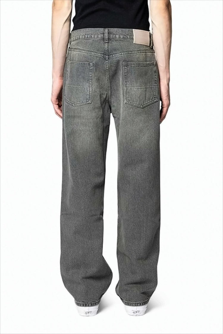 Relaxed Fit Denim Pants with Subtle Stitching Details