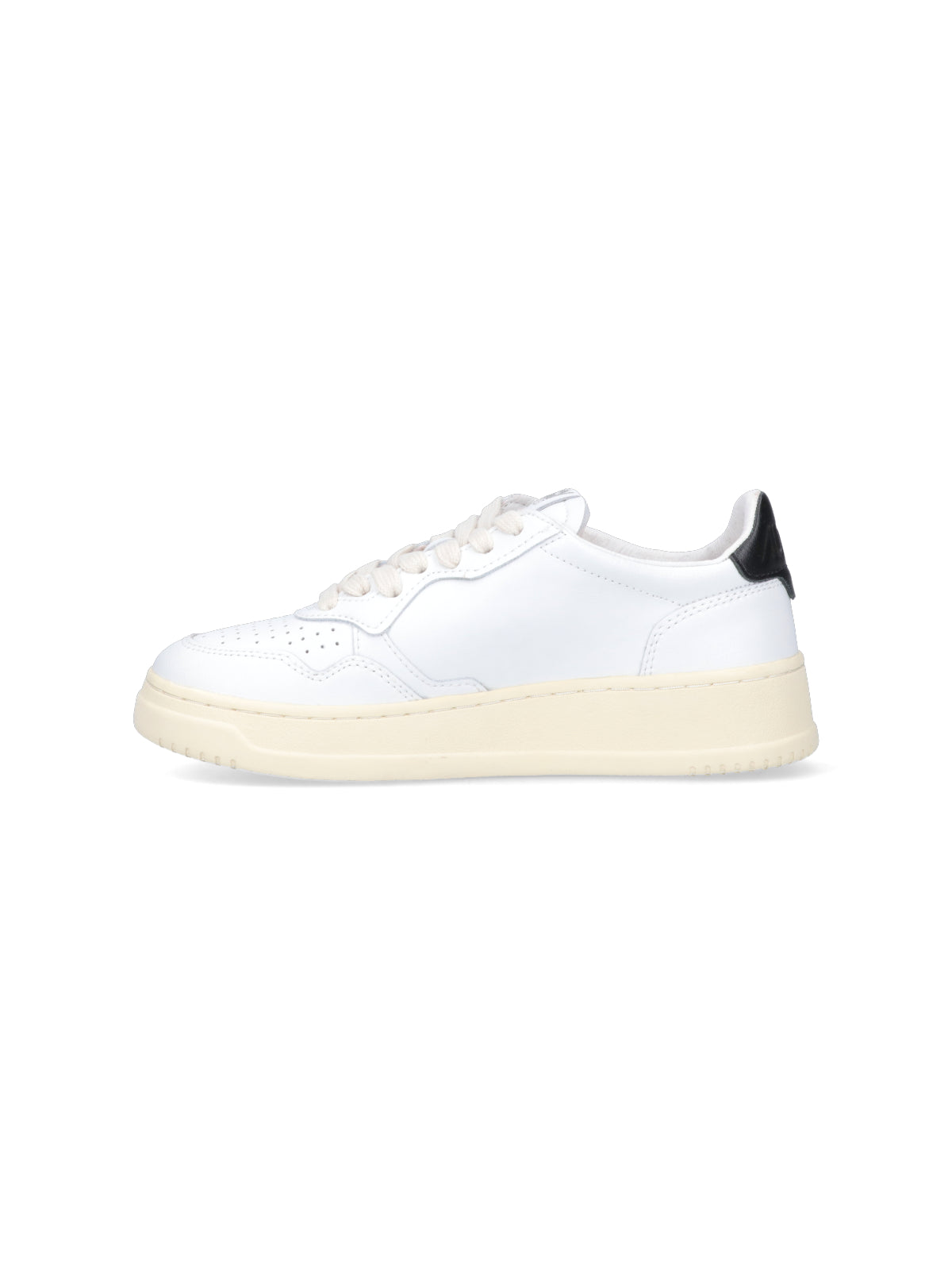 "Medalist" Low Sneakers, In White Leather