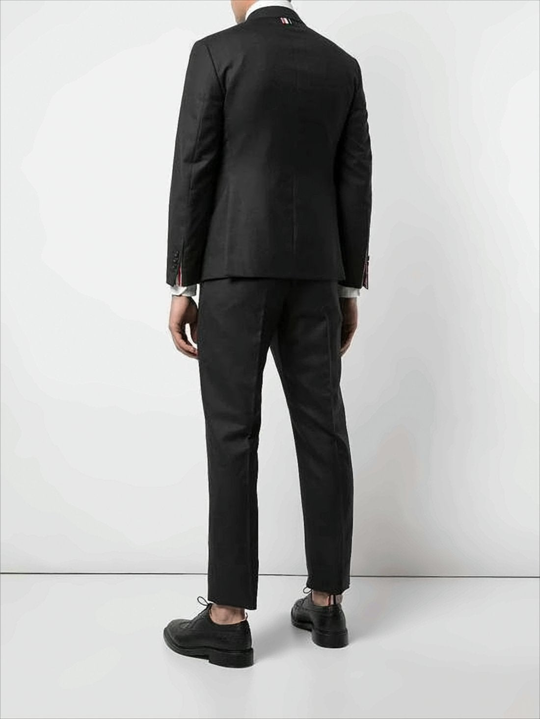 Tailored Black Suit Set with Fitted Blazer
