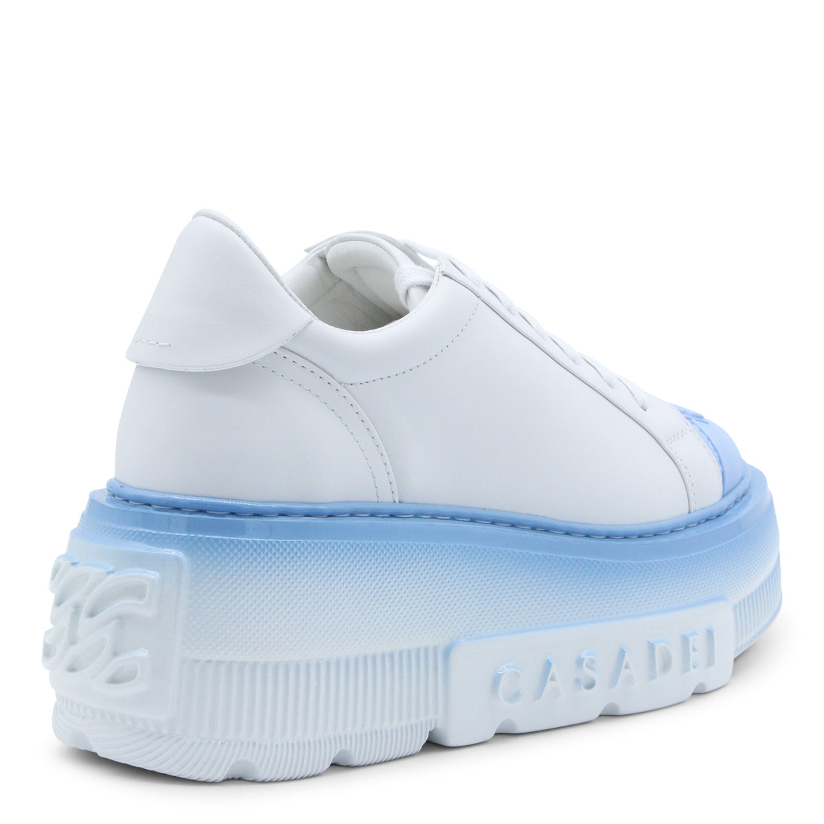 Minimalist White Sneakers with Appeal