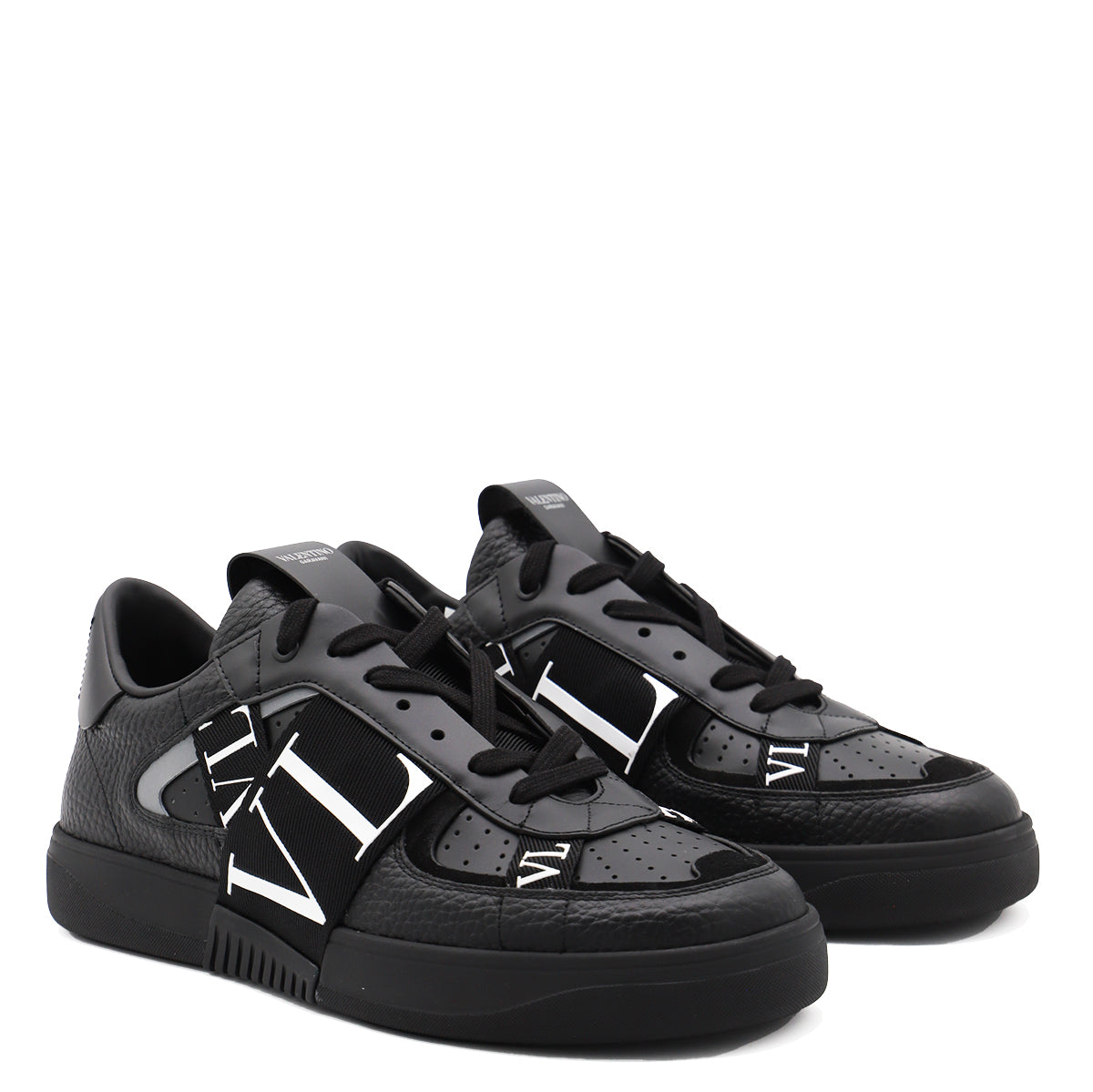 Low-Top Black Sneakers