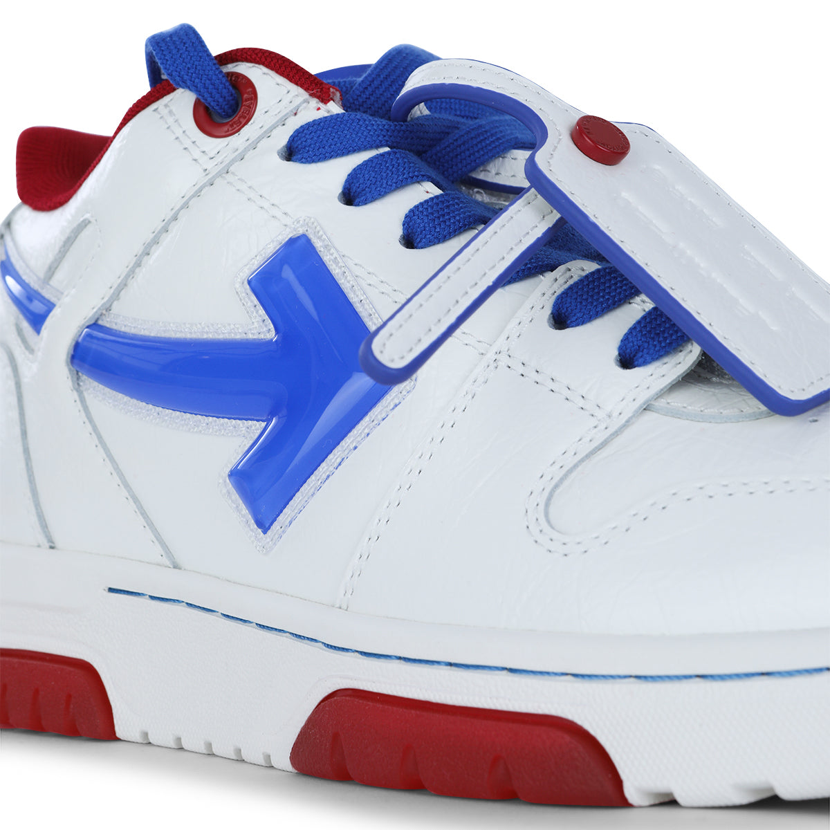 Low-Top Leather Sneakers With Bold Blue Arrow Motifs