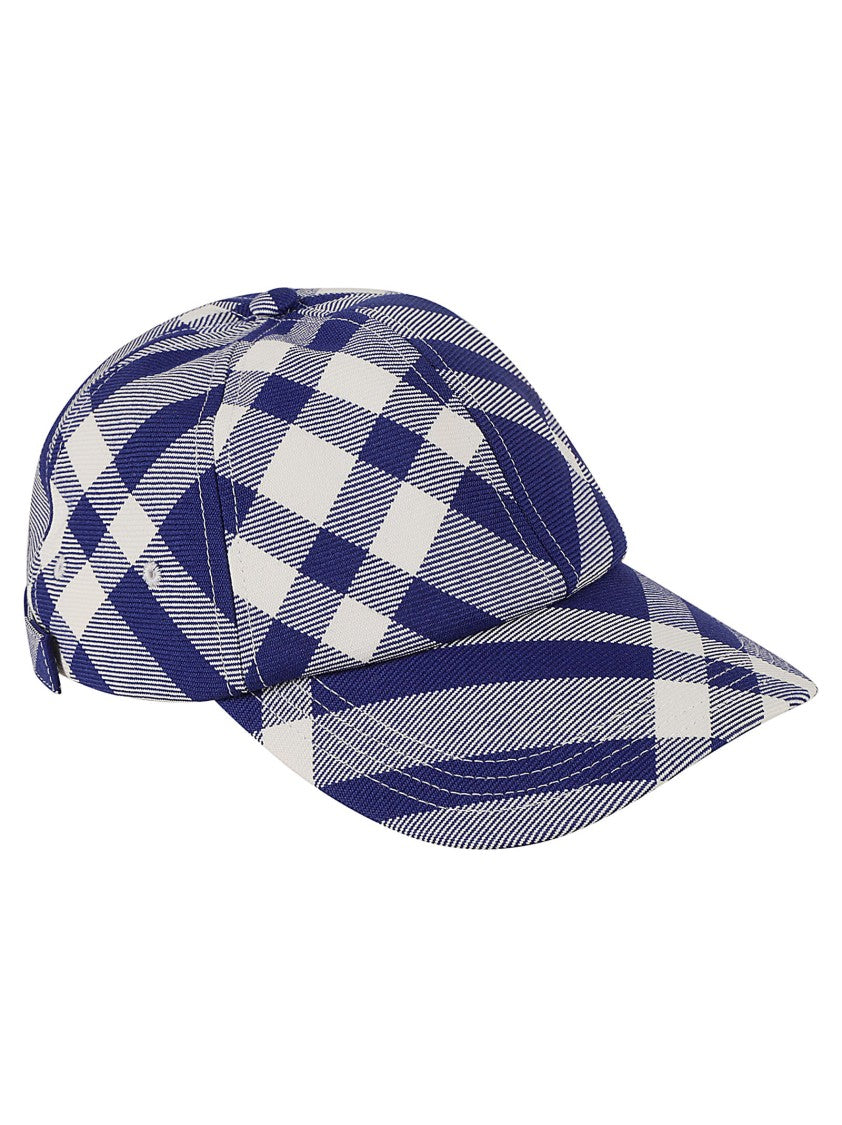 Classic Check Pattern Cap With Structured Silhouette