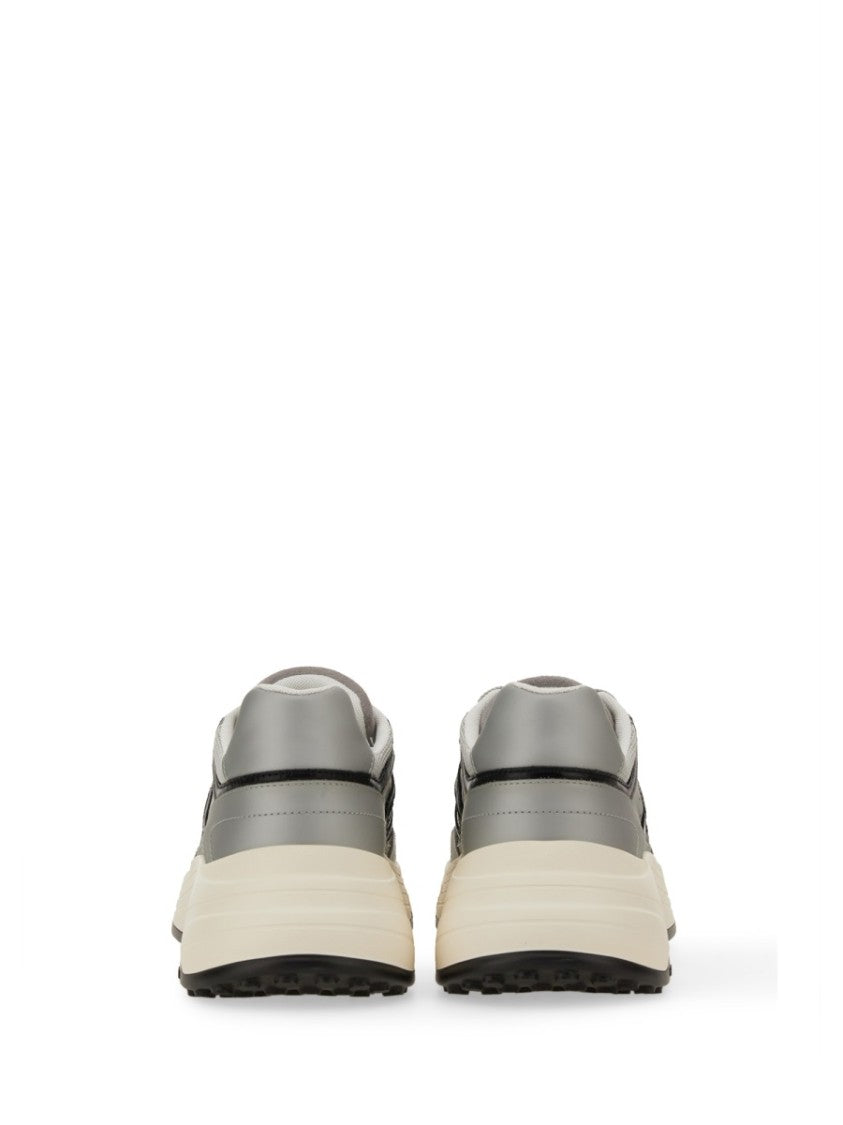 Hi-Fi Sneaker