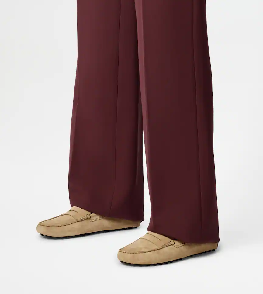 Classic Brown Leather Moccasins With Distinctive Detailing
