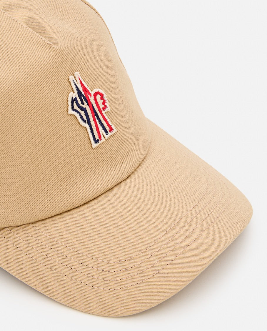 Beige Baseball Hat With Round Visor