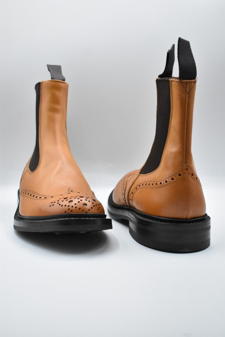 Laced Boots With Brogue Detailing