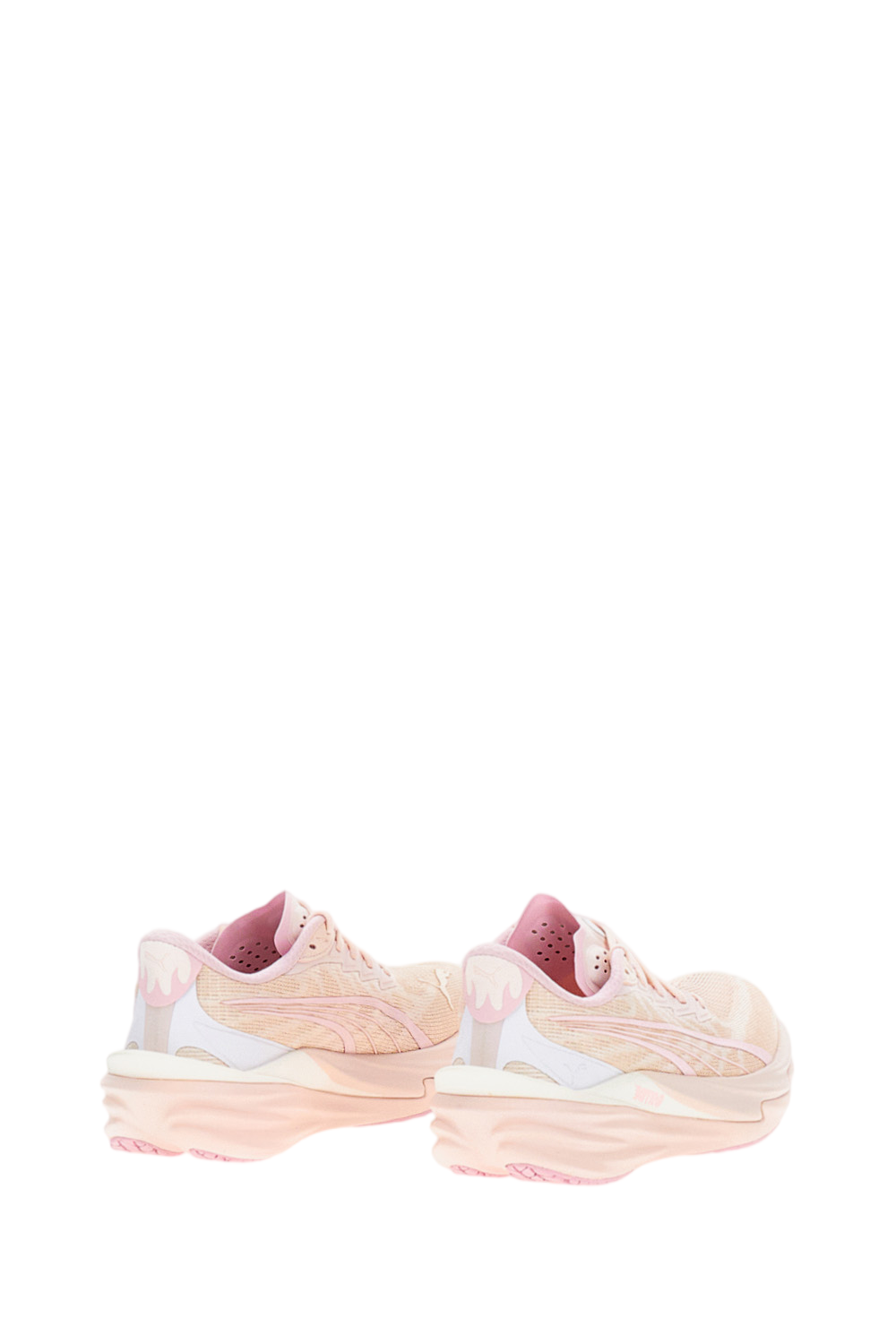 Lightweight Performance Sneakers with NITROFOAM™ Technology
