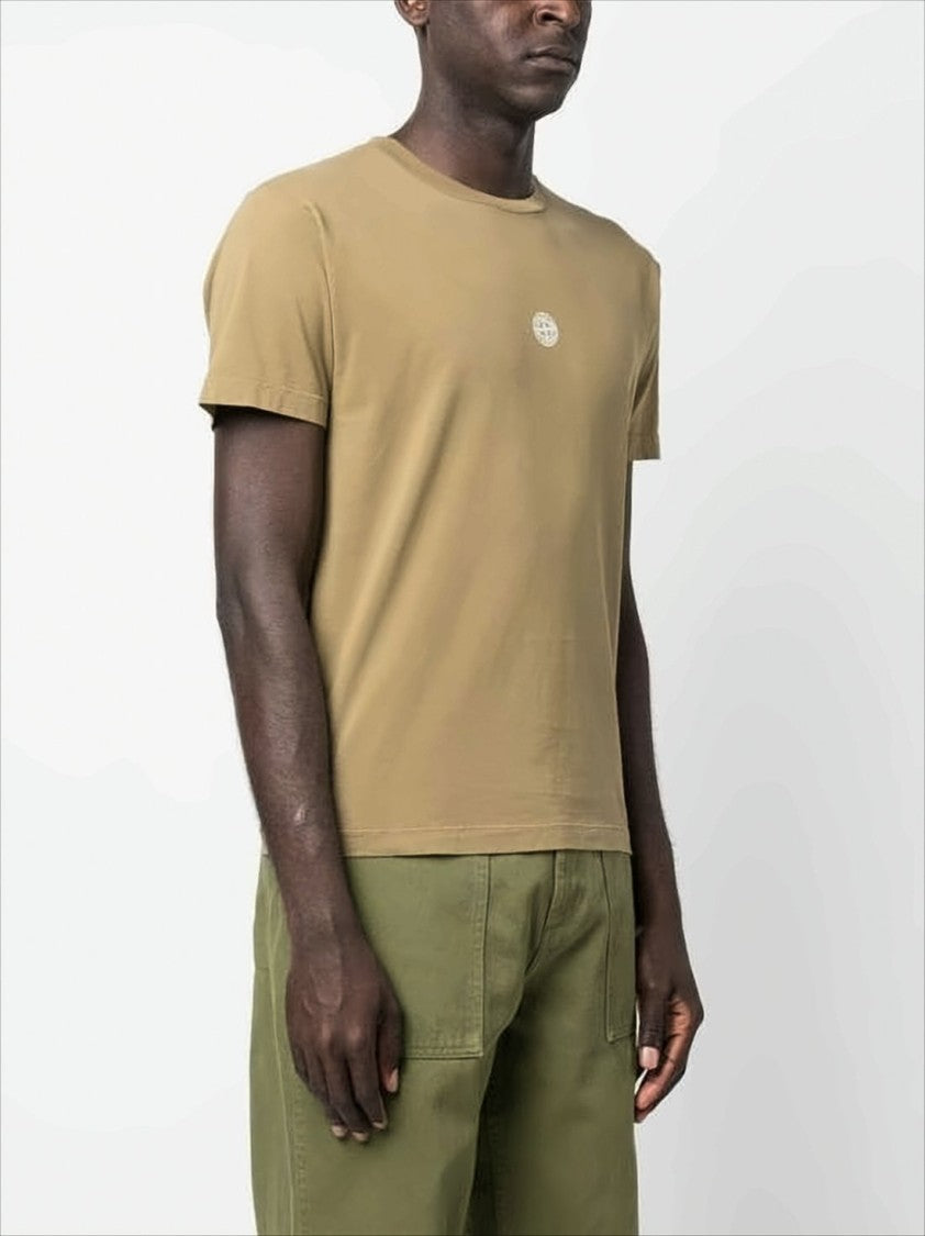 Relaxed-Fit Graphic Print T-Shirt With Emblem
