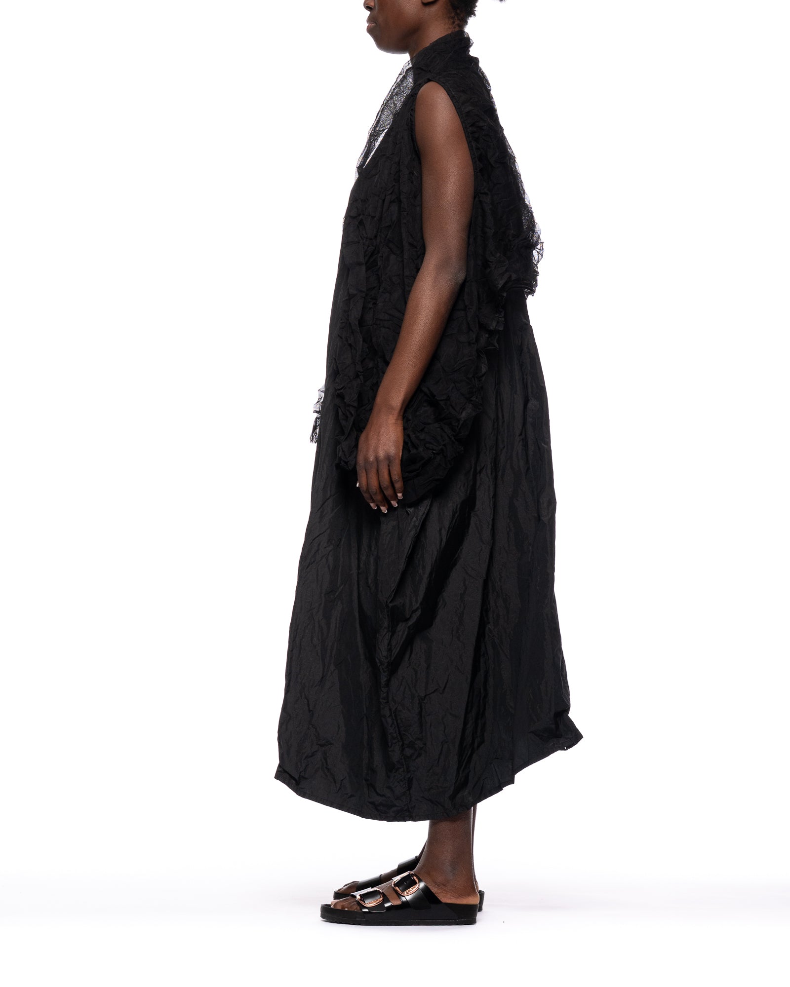 Crinkled Tulle Shrug With Strapless Design
