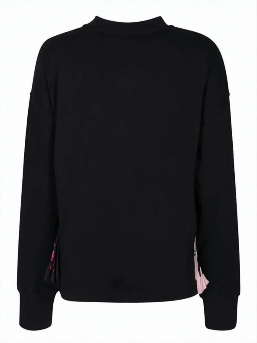 Long-Sleeve Black Top with Pleated Side Fabric