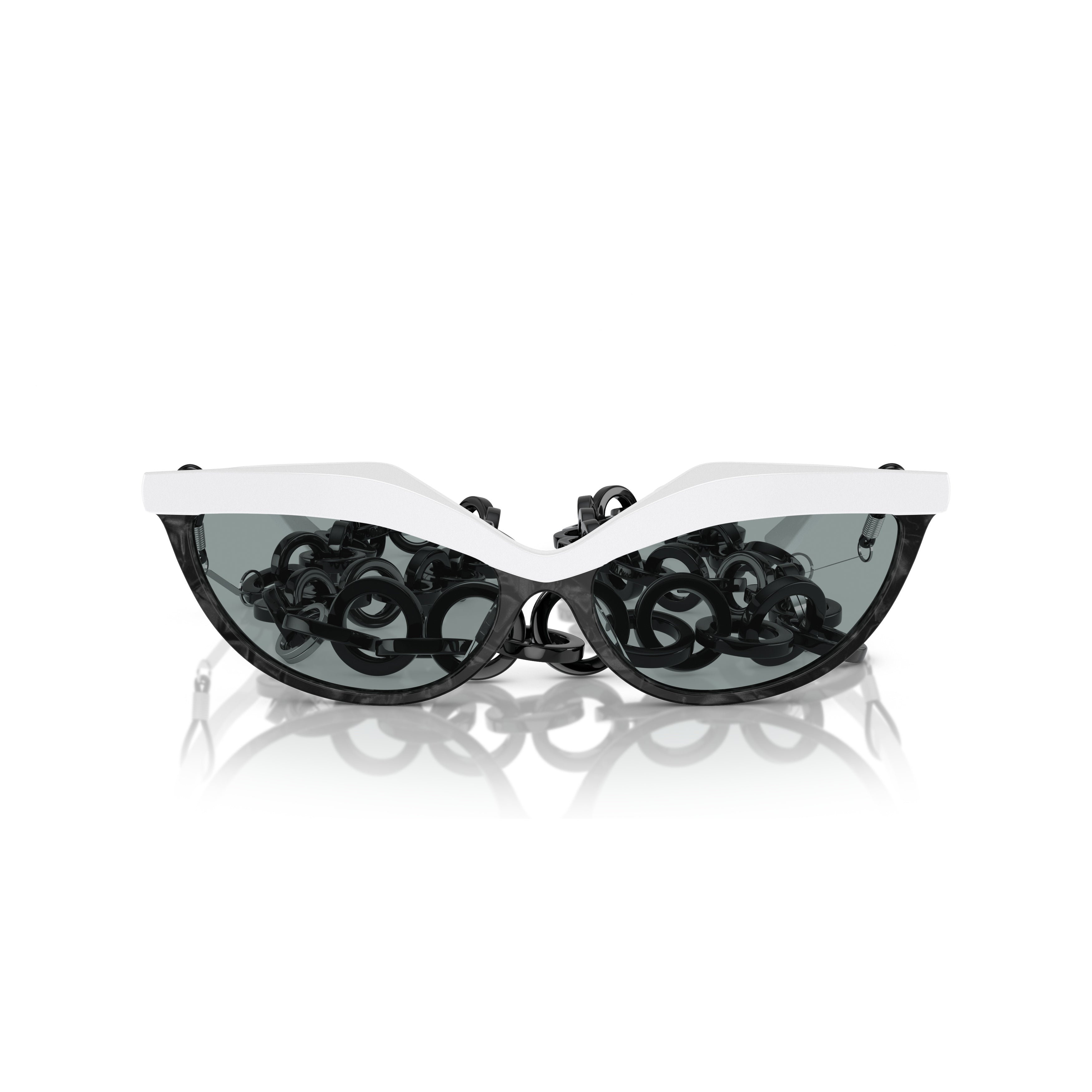 5070 Sole Cat-Eye Sunglasses with Chunky Chain Detail