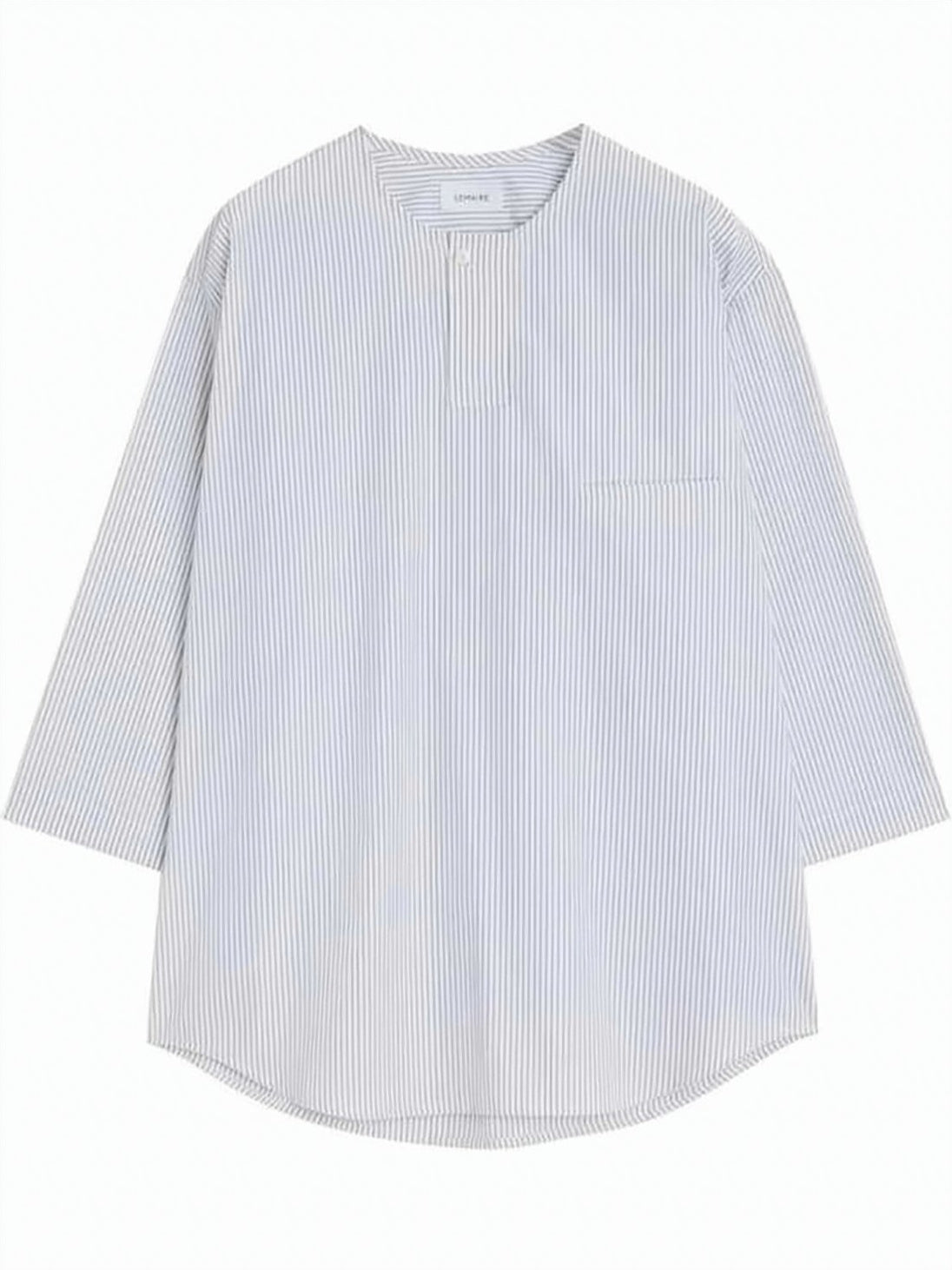 Loose-Fitting White Shirt