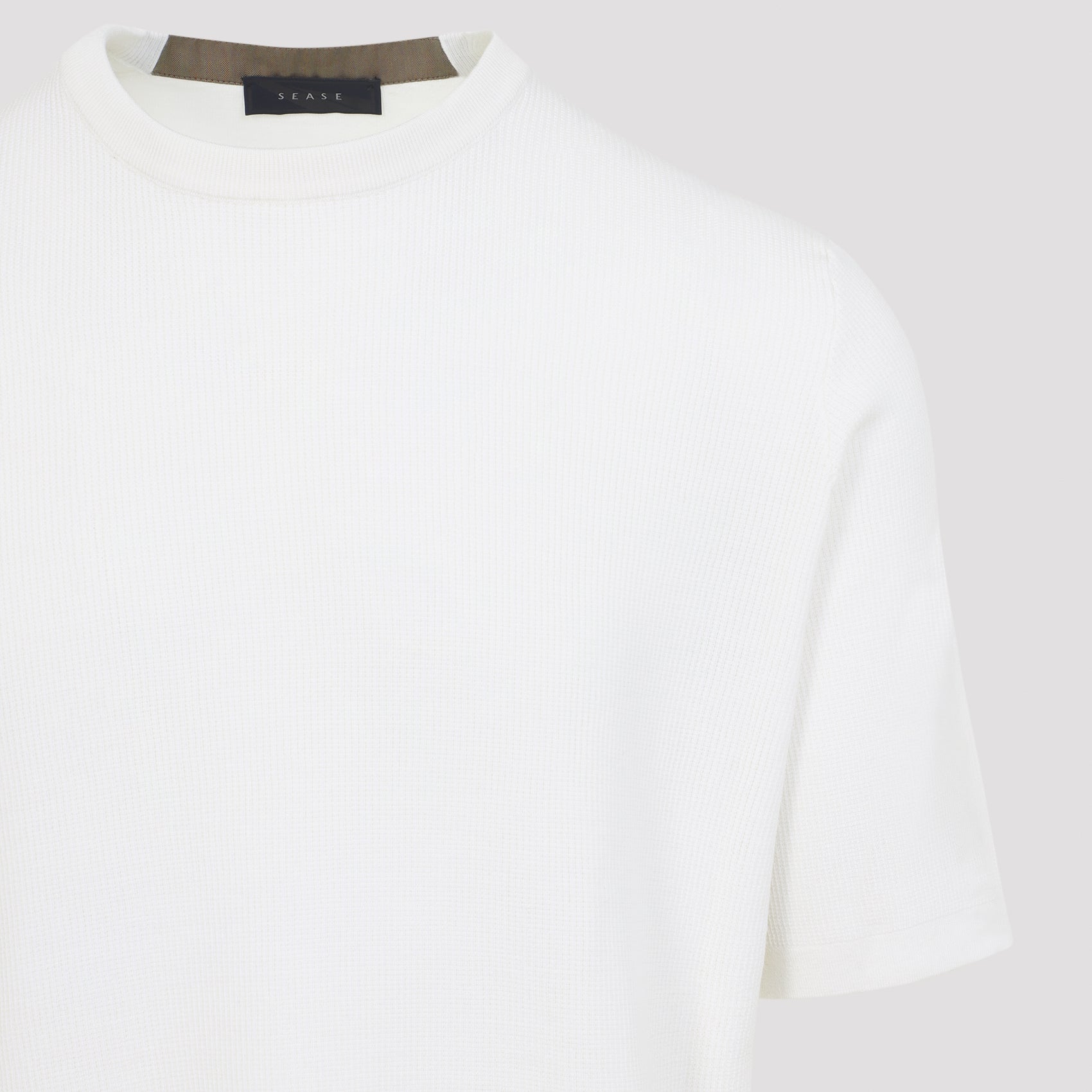 Minimalist Virgin Wool T-Shirt with Subtle Ribbing