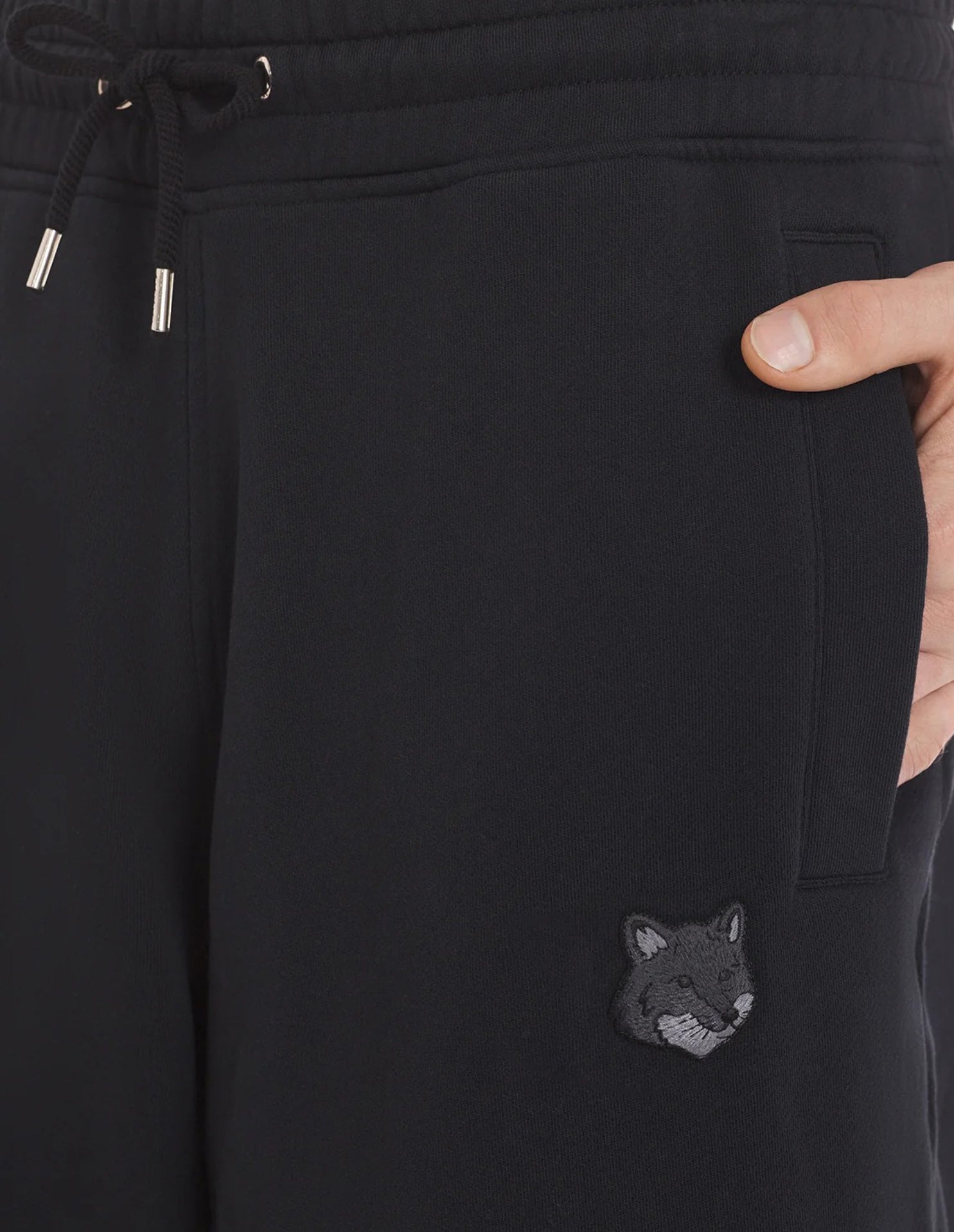 Relaxed Fit Black Shorts With Elastic Waistband And Drawstring