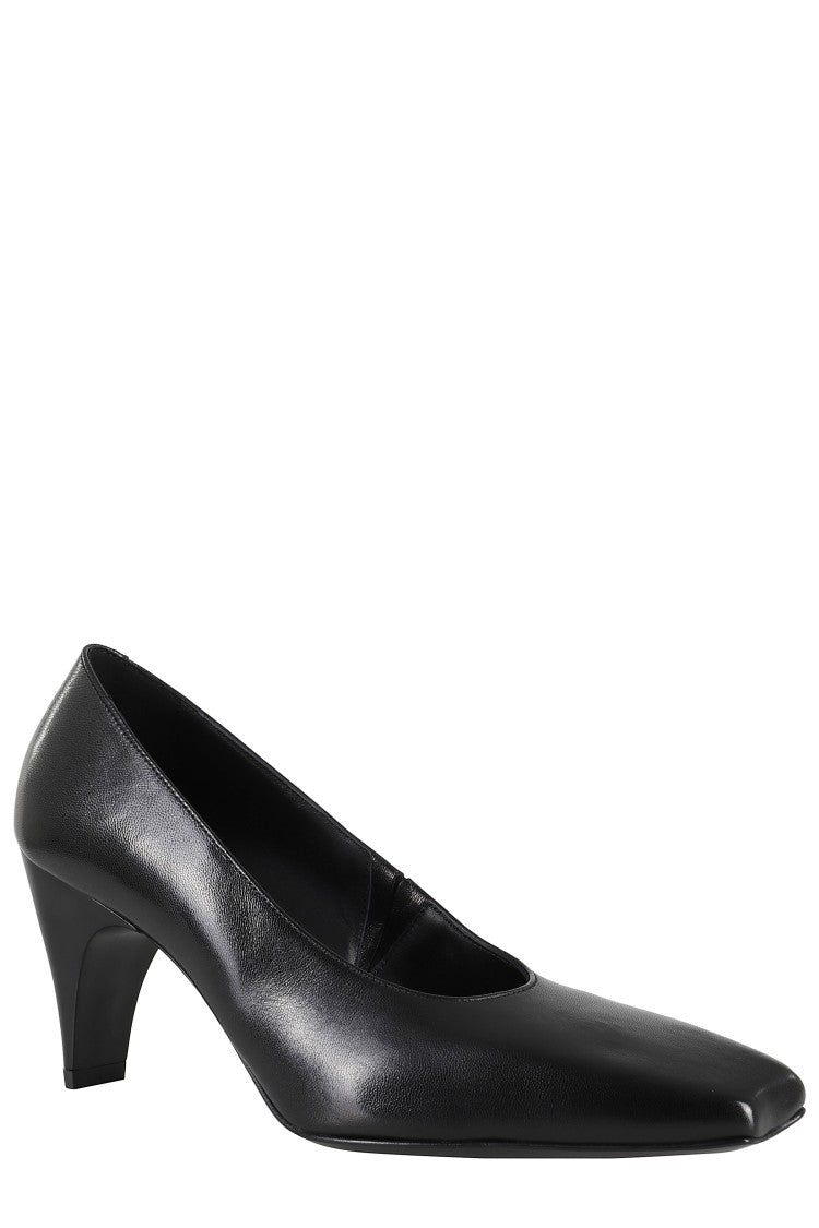 Pointed Toe Leather Pumps